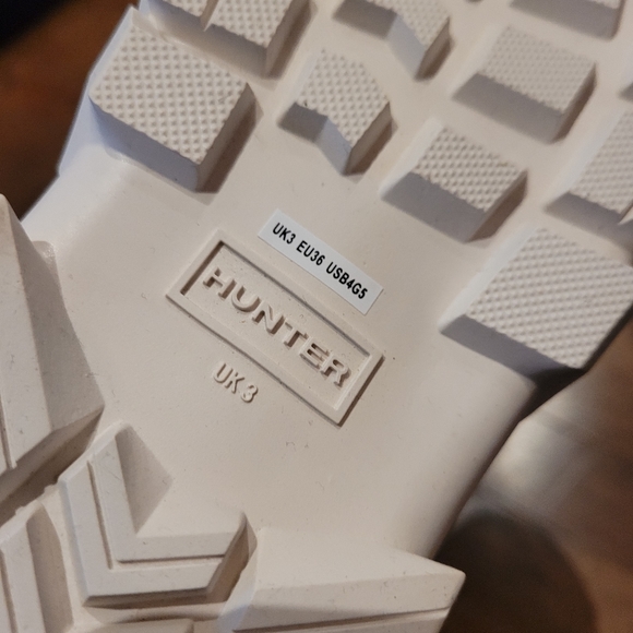 BIG KIDS HUNTER INTREPID SNOW BOOT SIZE 5 - Picture 3 of 5